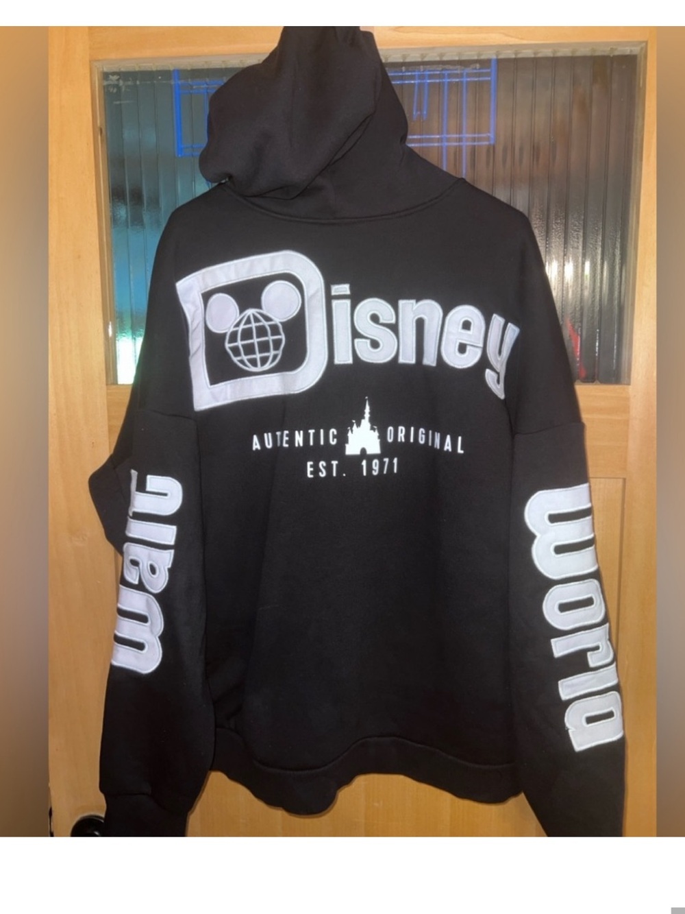 WALT DISNEY WORLD AUTHENTIC ORIGINAL EST 1971 BLK/WHT ADULT ZIP HODDIE SMALL